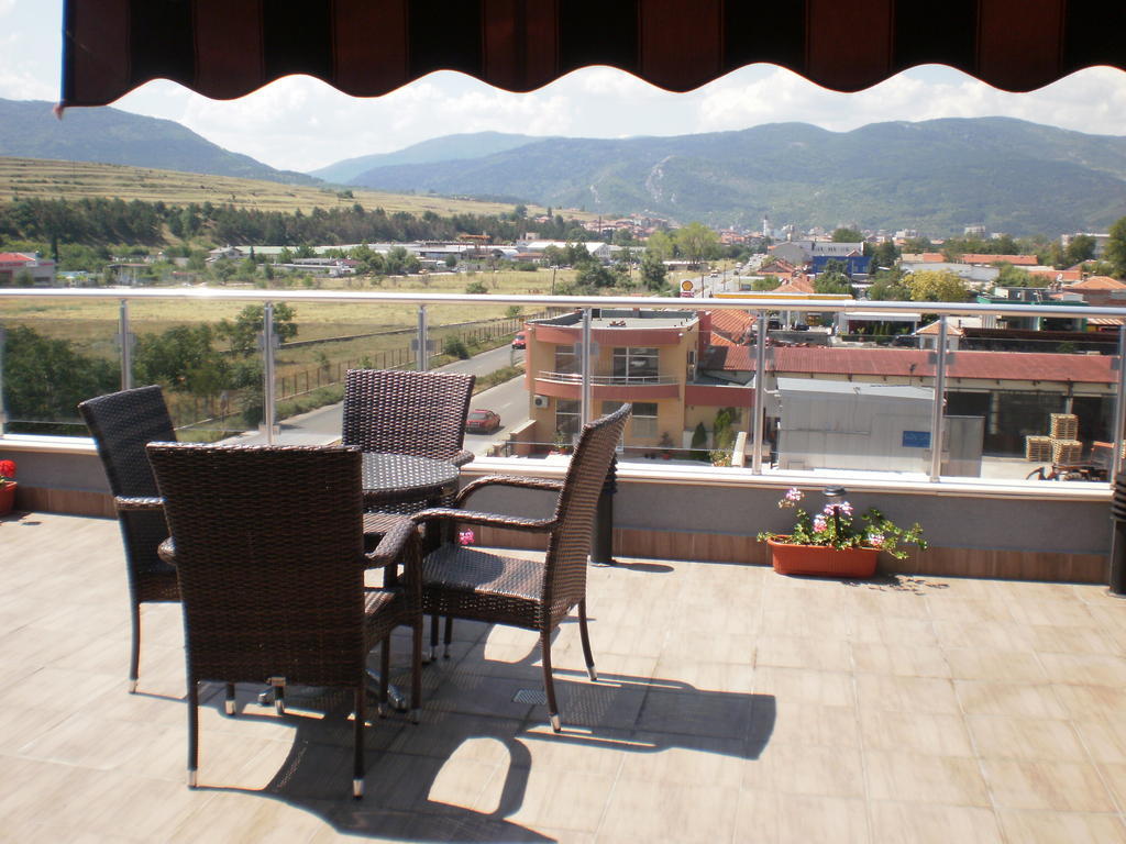 Alexander Hotel Asenovgrad ภายนอก รูปภาพ