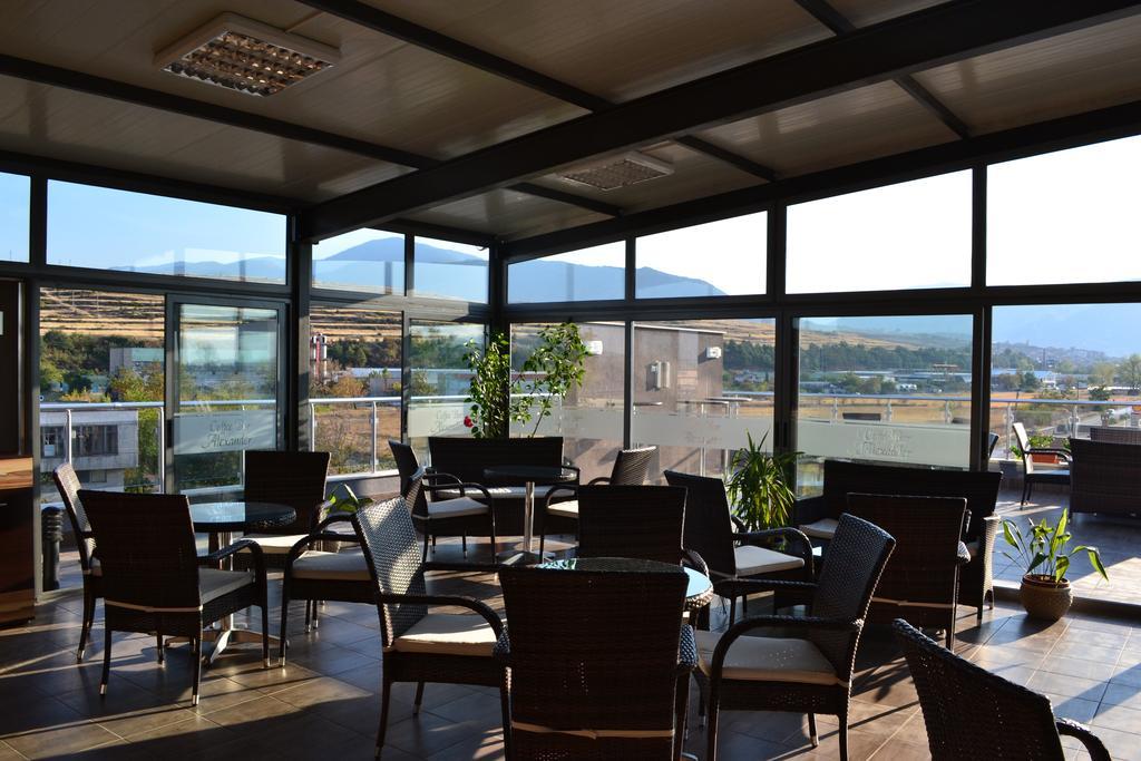 Alexander Hotel Asenovgrad ภายนอก รูปภาพ