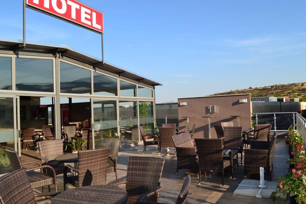 Alexander Hotel Asenovgrad ภายนอก รูปภาพ