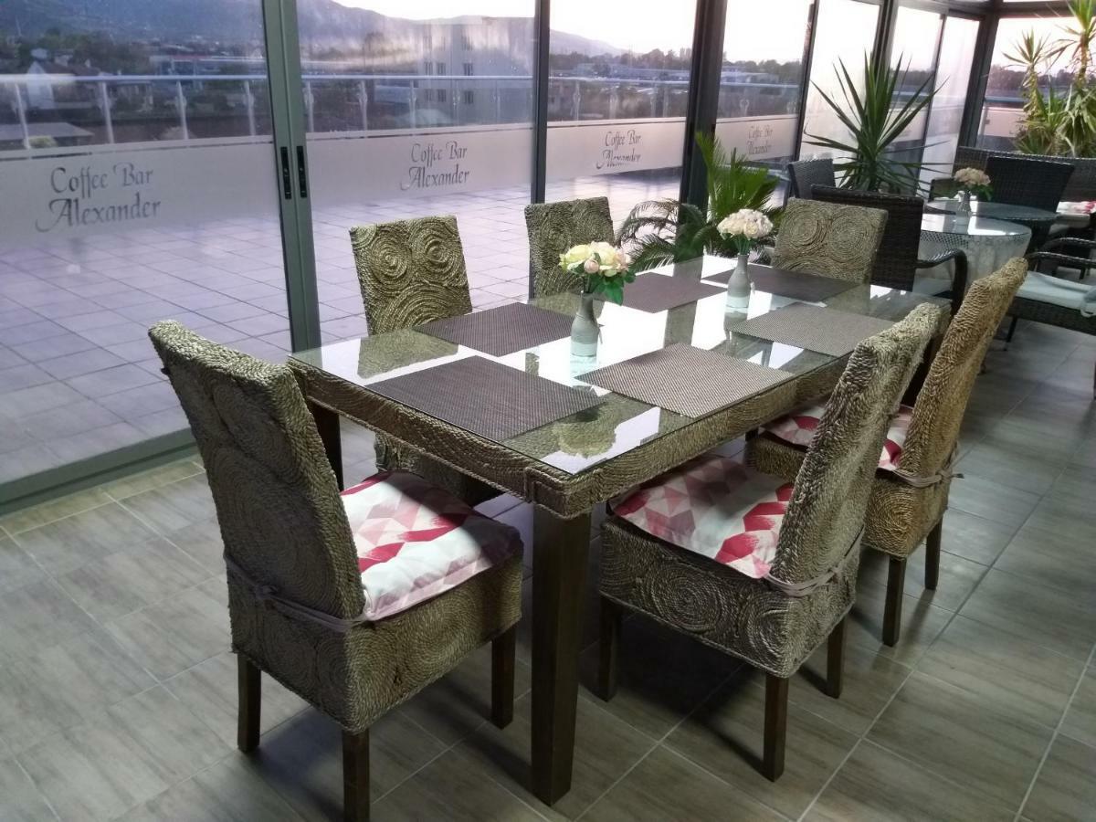 Alexander Hotel Asenovgrad ภายนอก รูปภาพ